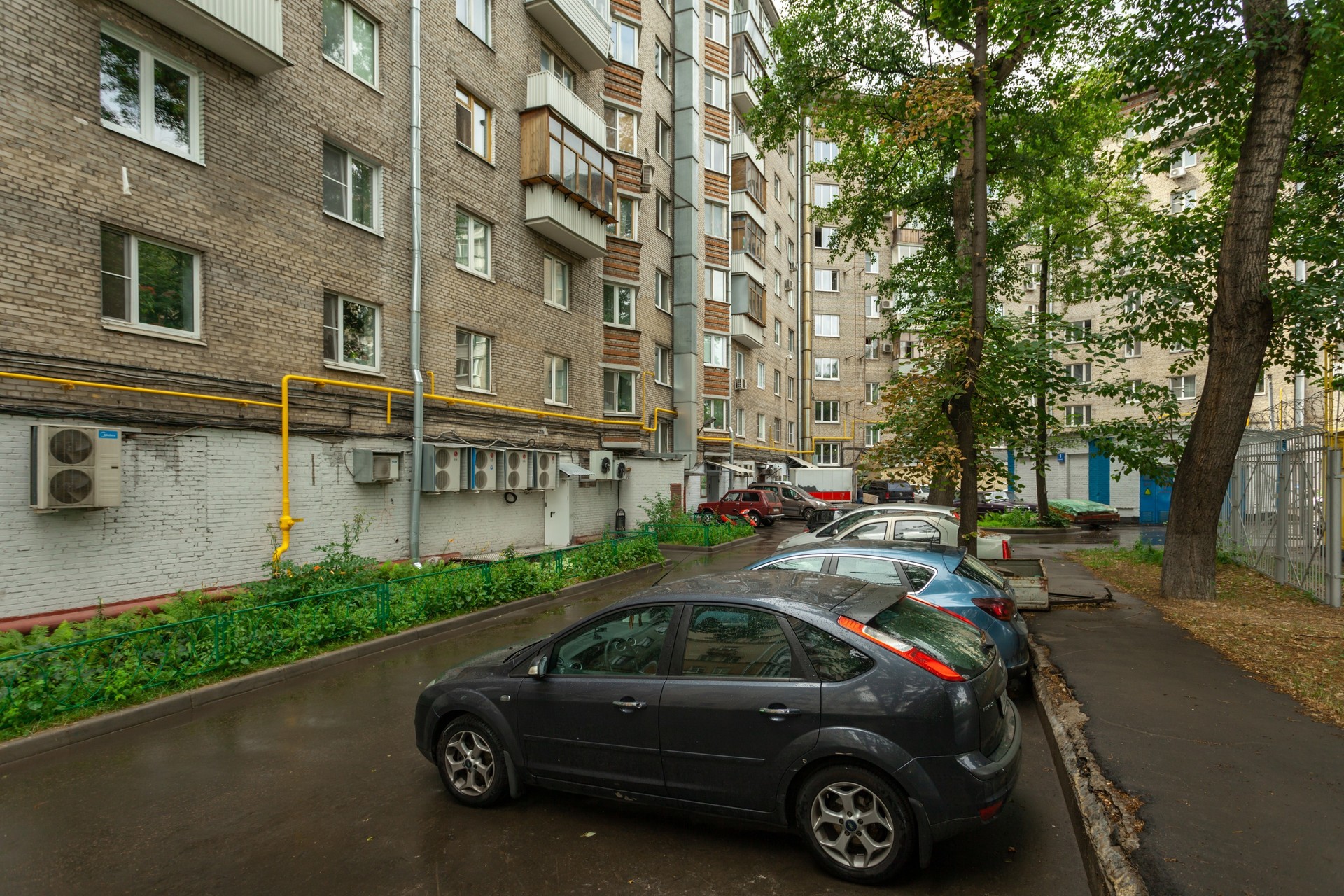 Г москва ул краснопрудная д 1. Краснопрудная 1 двор. Ул .Краснопрудная д. 1 внутренний двор. Индекс улица Краснопрудная. Продам квартиру Краснопрудная 1.