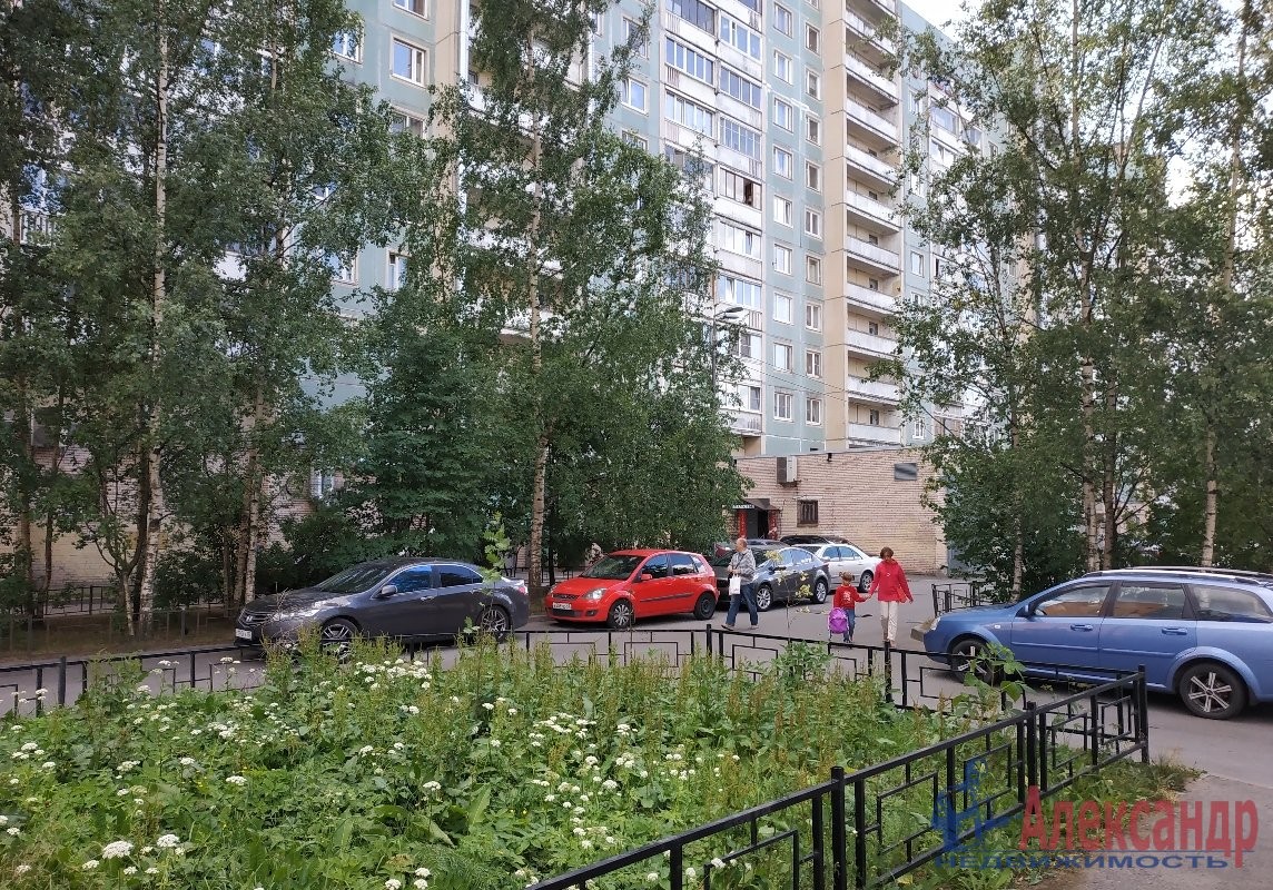 3-к. квартира, 63 м², 9/12 эт. на продажу в Санкт-Петербурге Купить квартиру Ави
