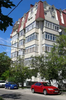 г. Севастополь, ул. Новороссийская, д. 5 - фасад здания