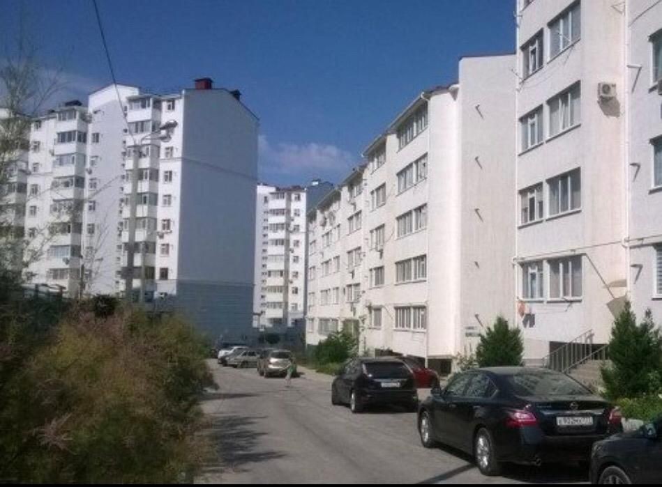 г. Севастополь, ул. Руднева, д. 26, к. 1 - фасад здания