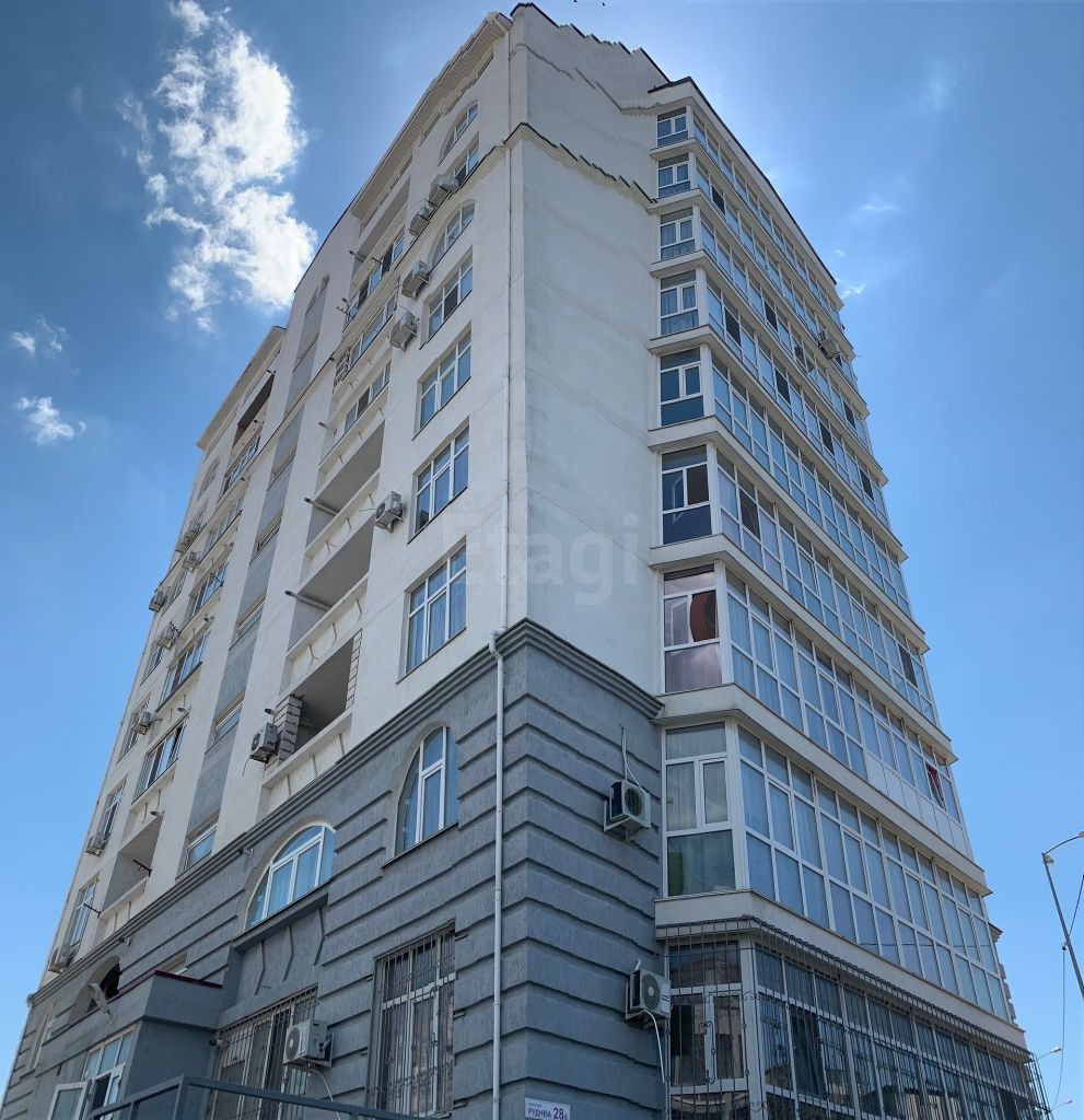 г. Севастополь, ул. Руднева, д. 28, к. Б - фасад здания