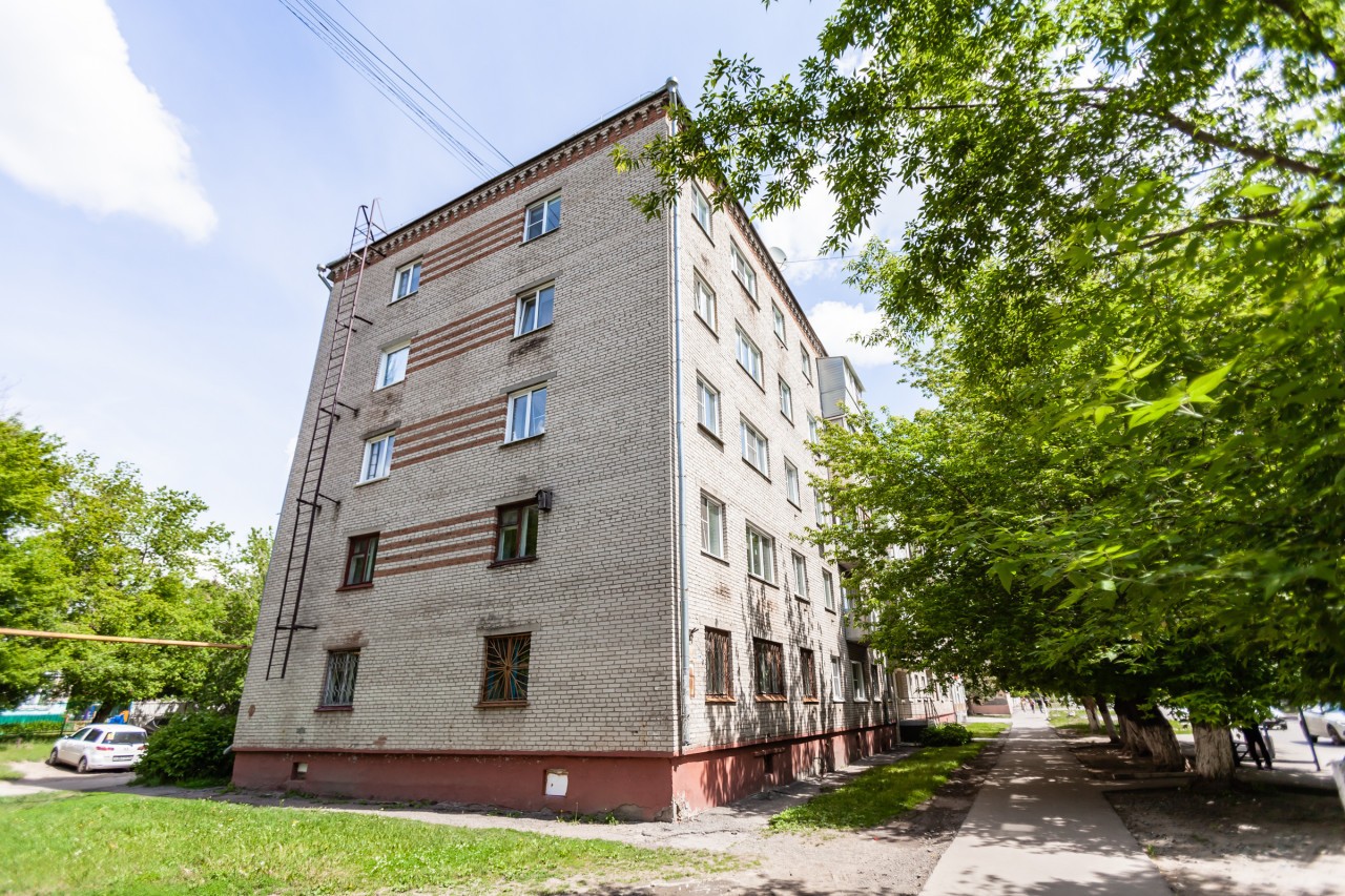Сдам без посредников: комната, 9м² Цена: 6000 Адрес: Барнаул, Октябрьский р-н, у