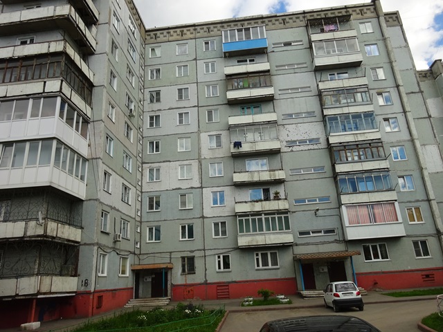 обл. Кемеровская, г. Белово, мкр. 3-й, д. 18 - фасад здания