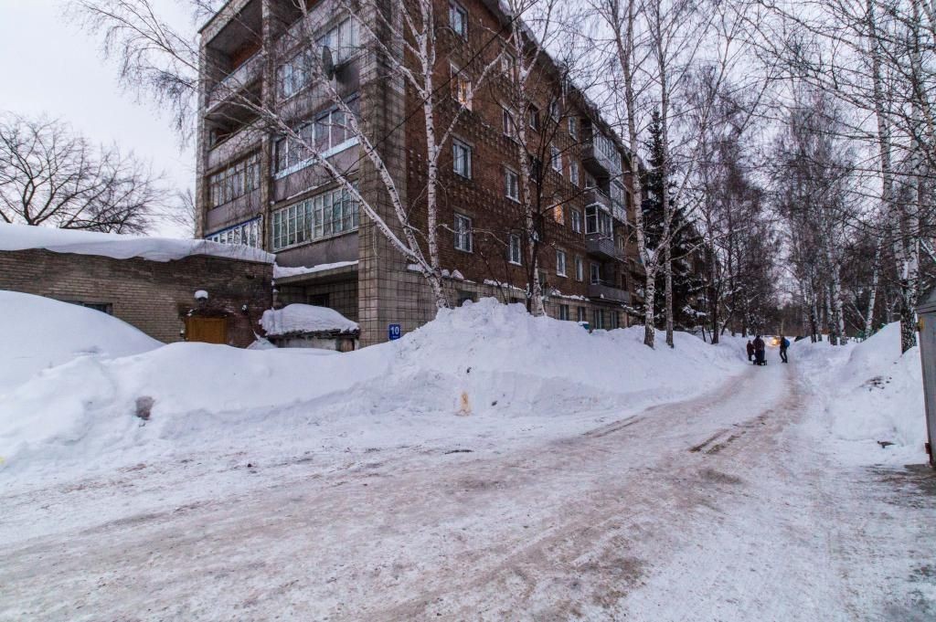 Ул мирная фото. Мирная 10 Новосибирск. Новосибирск, ул. Мирная, 10. Мирная улица, 10 Новосибирск. Ул Мирная 10 Кемерово.