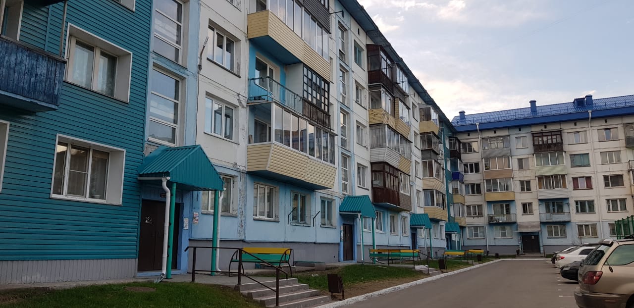 Респ. Алтай, г. Горно-Алтайск, ул. Алтайская, д. 26 - фасад здания