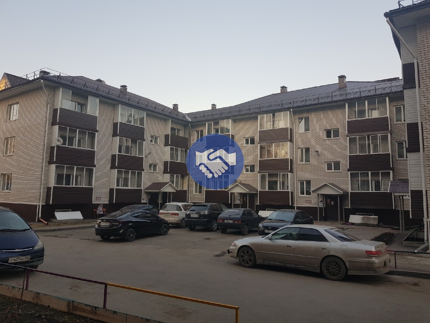 Респ. Алтай, г. Горно-Алтайск, ул. Заринская, д. 39 - фасад здания