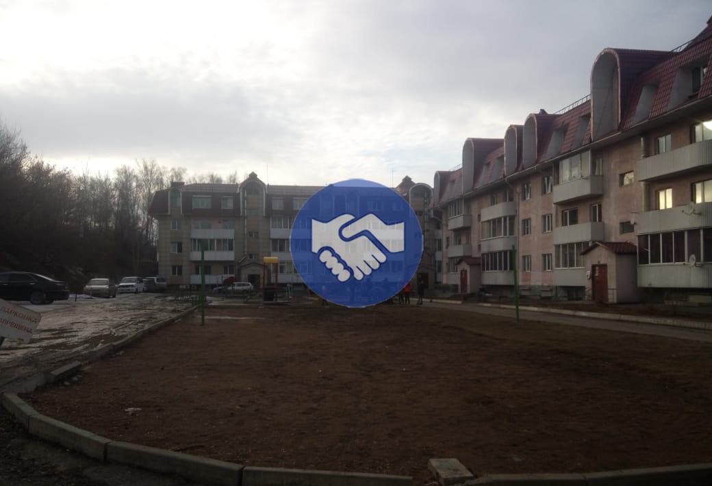 Респ. Алтай, г. Горно-Алтайск, пр-кт. Коммунистический, д. 109/6, к. 3 - придомовая территория
