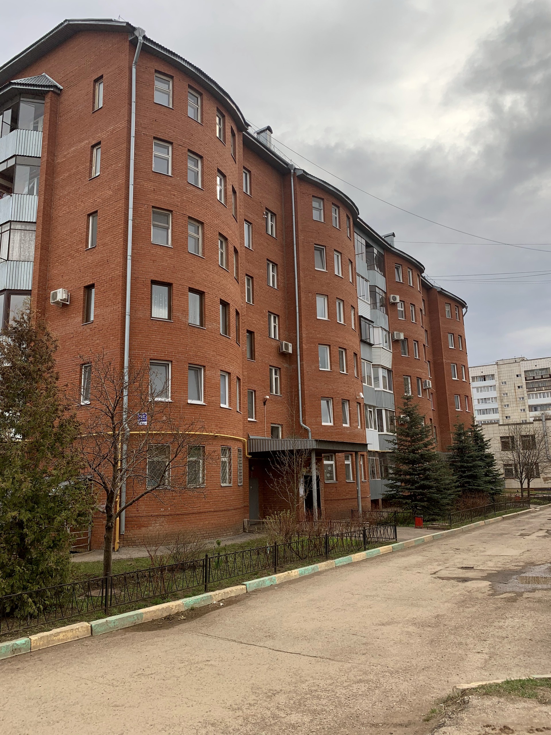24 микрорайон октябрьский. 25 Мкр Октябрьский Башкортостан. 24 Микрорайон Октябрьский Башкортостан. Октябрьский 24 мкр д 11.