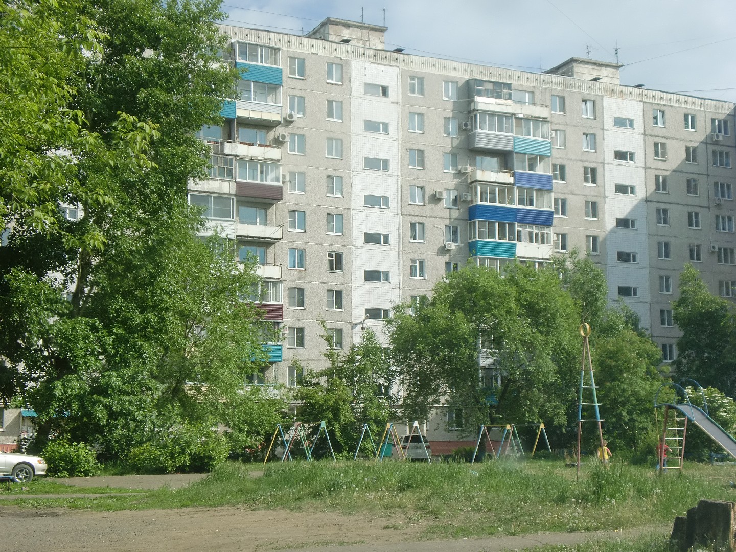 Недвижимость комсомольск. Комсомольск на Амуре улица аллея труда. 66 Квартал Комсомольск-на-Амуре. Аллея труда 57 Комсомольск-на-Амуре. 66 Квартал Комсомольск.